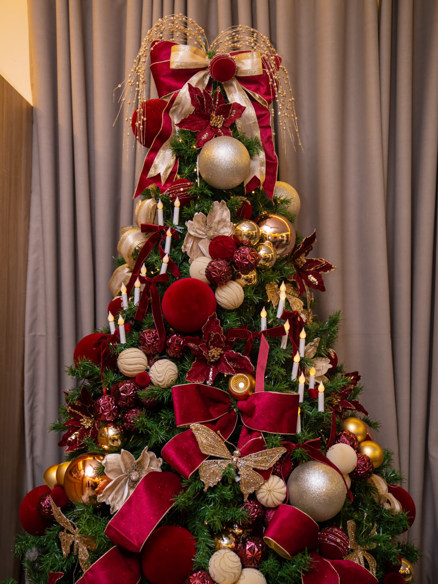 Wine Luxe Christmas tree styling by Benna Interior